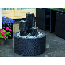 Wicker_1_mit_Brunnen